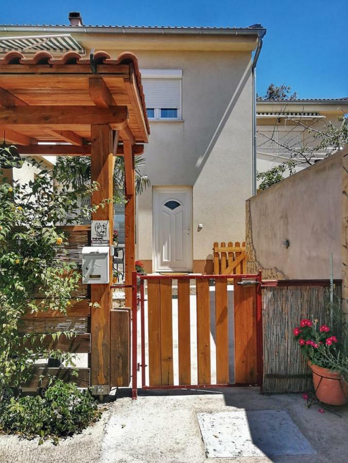 Apartament Jasmina Senj  Zewnętrze zdjęcie